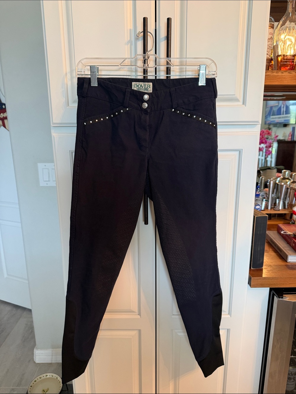 Dover Saddlery Women's Navy  breaches/riding pants - Size 24